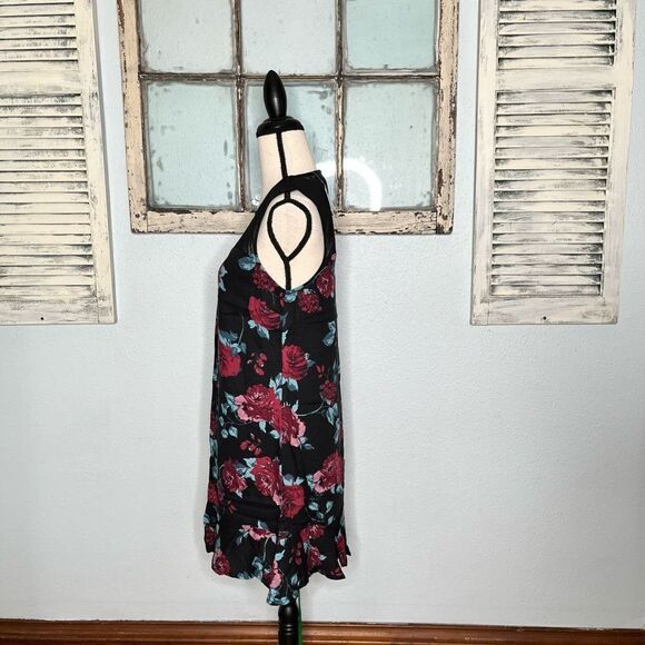 Adorable NWT Dress by Splendid - Picture 4 of 10